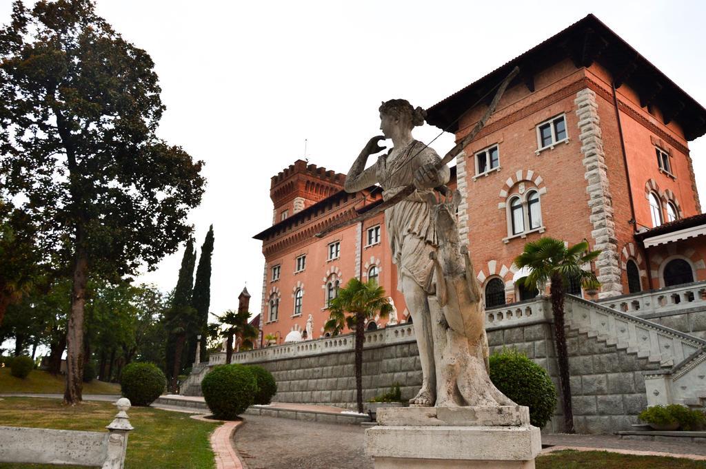 Castello Di Spessa - Residenze D'epoca 4*